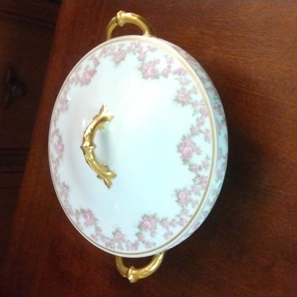 Limoges France Floral and Gold Leaf 8" Covered Vegetable Dish - Picture 10 of 11